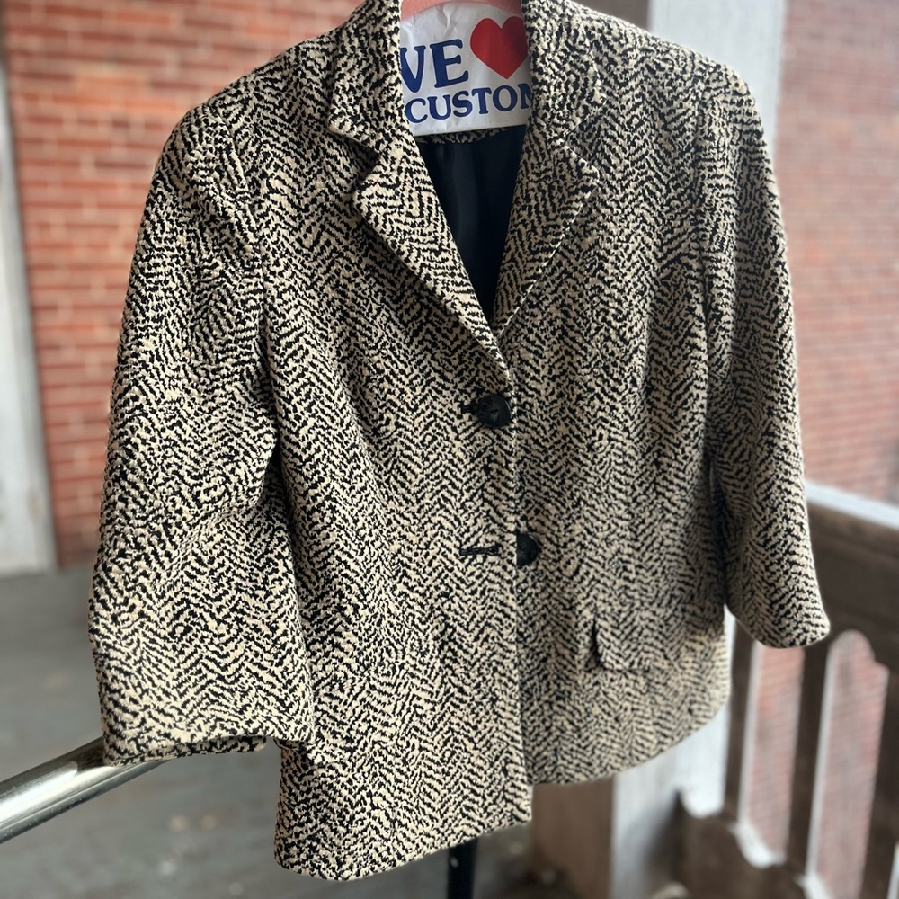 COLDWATER CREEK Ladies lined blazer jacket buttons Sz 8, POCKETS Slits